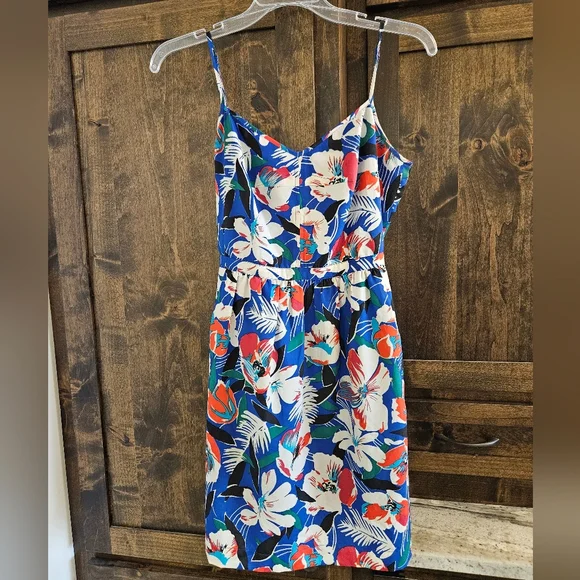 j crew blue flower dress J.Crew NWT Blue Floral Tiered Dress, Large – Haberdashery Resale Clothing  Co main image 1